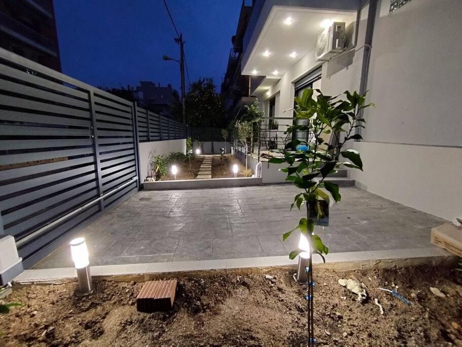 Floral Home 1 - Ground Floor Apt With Courtyard And Private Parking! Atene Esterno foto